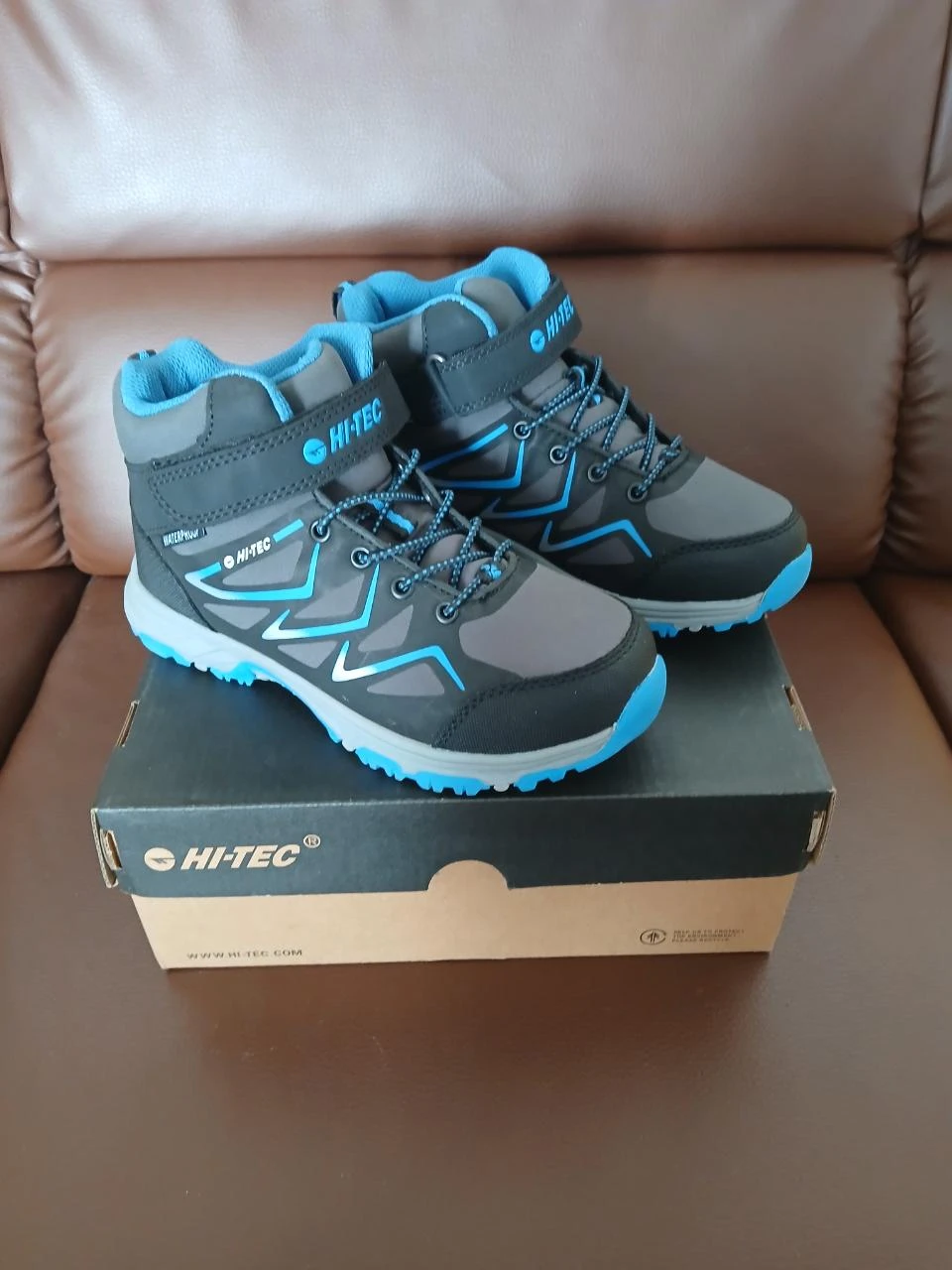 chaussures de randonnée marche waterproof garcon hi-tec 33